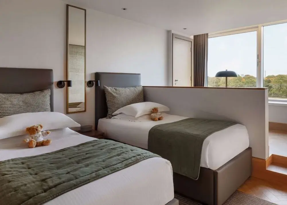 Standard Double Twin 1