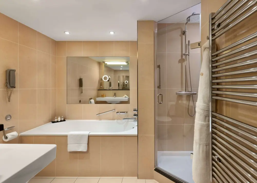 Standard Double Twin 3